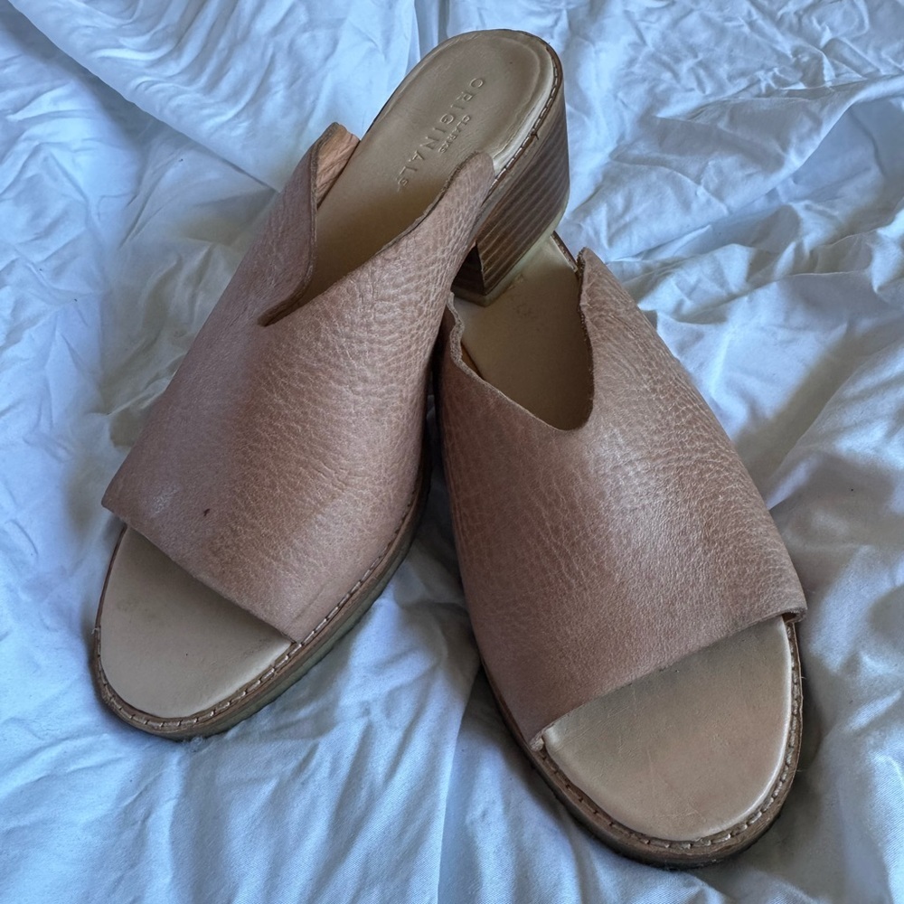 Dolce Vita Tan Leather Open-Toe Mules